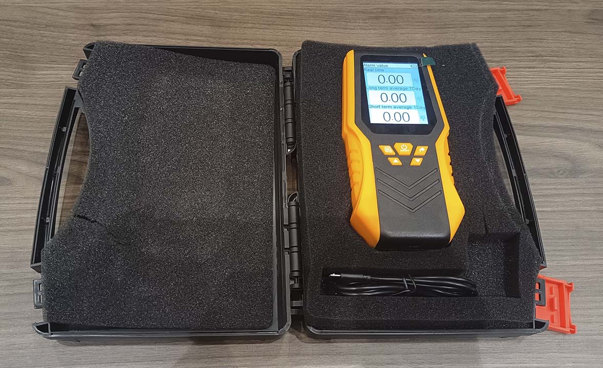 Detector de Radón Profesional Portátil DM68R con batería de Litio